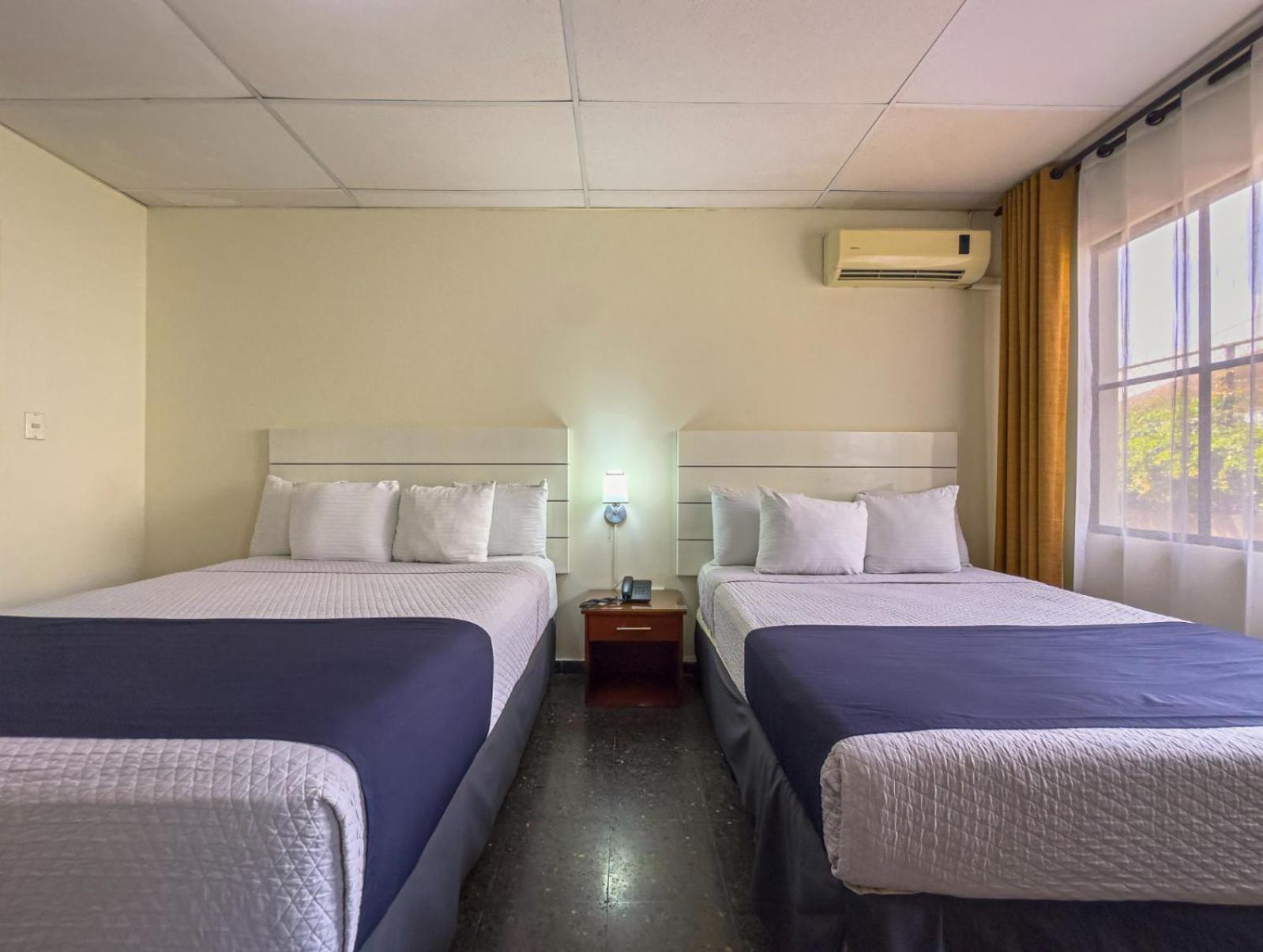 Cardedeu 3* San Salvador